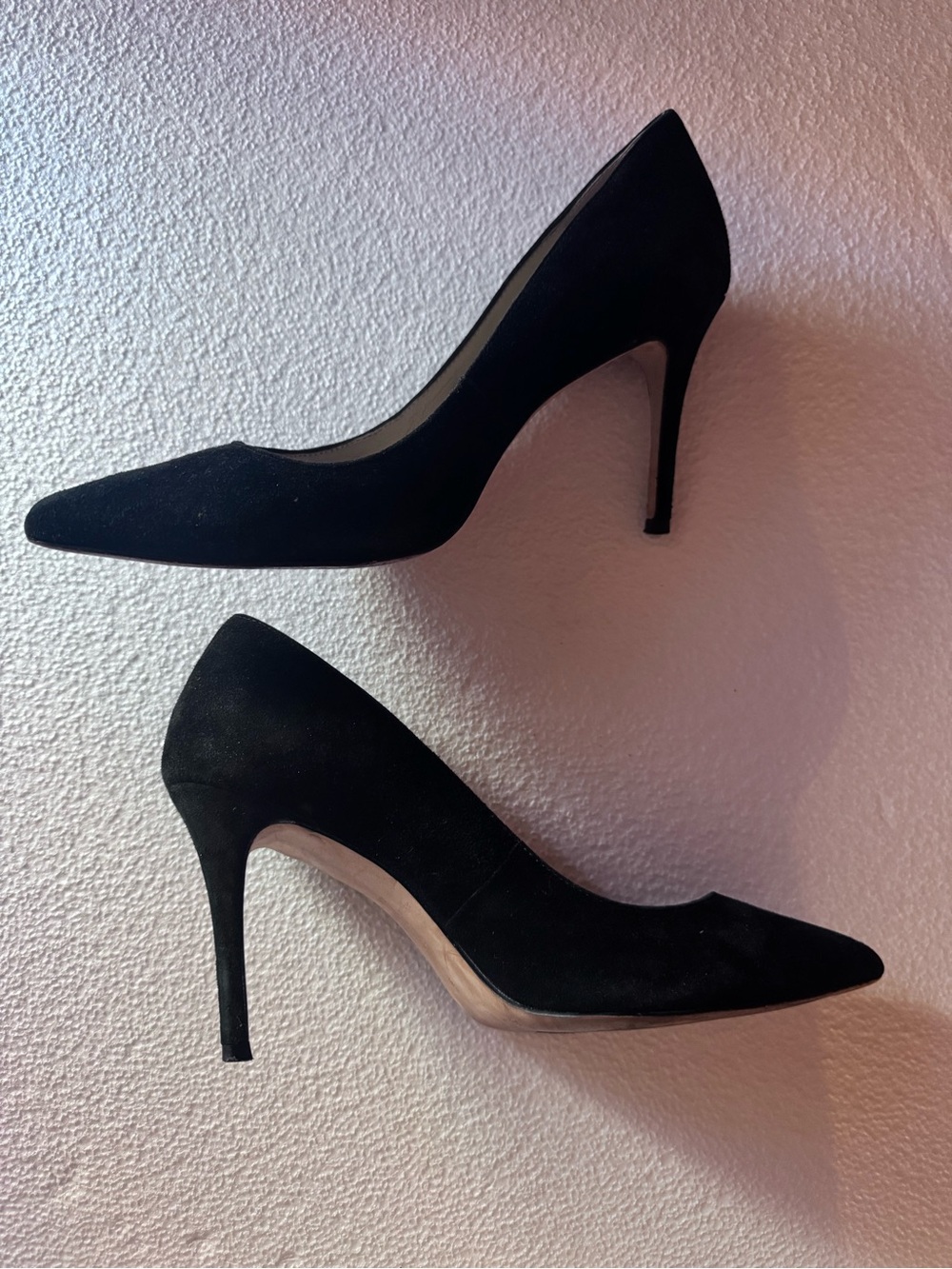 Ann Taylor Black Pointed-Toe Suede Stiletto Pumps in Size 8 GUC